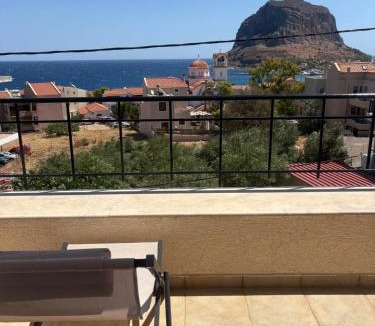 Monemvasia Villa | Villa - Porta Rossa