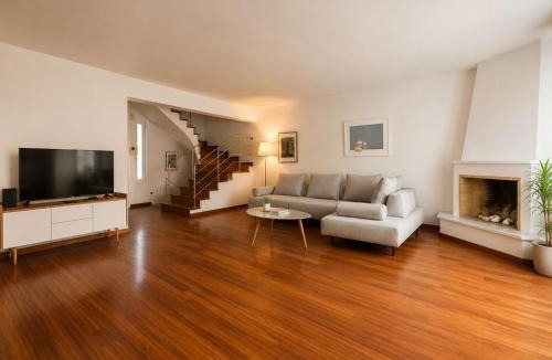 Elliniko Villa | Adelos III Bloom Villa 5BR 360m - Sauna - Rooftop