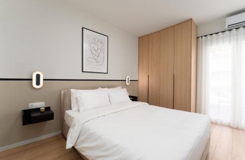 Agia Paraskevi Apartment | Luxury 4Bedrooms Stay in North Athens