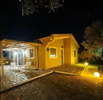 Sarlata Villa | Villa Mareta - Romantic & Peaceful Couple's Retreat