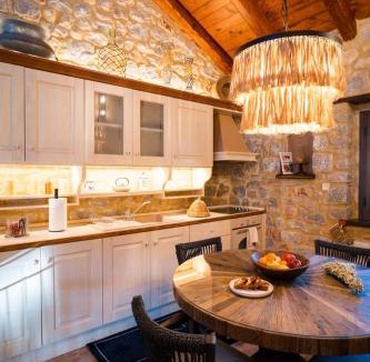 Kalavrita Ski Chalet | ThetisGuesthouse