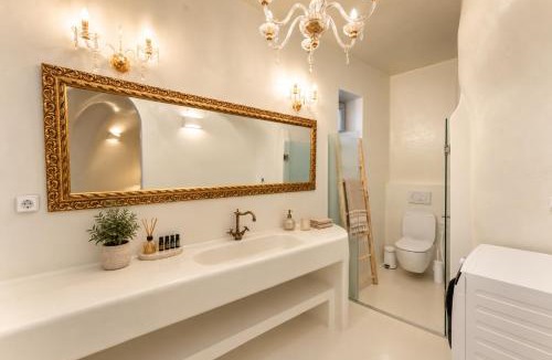 Karterados Villa | Sun Naam Home Santorini with heated jacuzzi