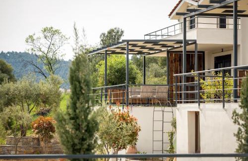Agios Nikolaos Villa | Enos Retreat Villas