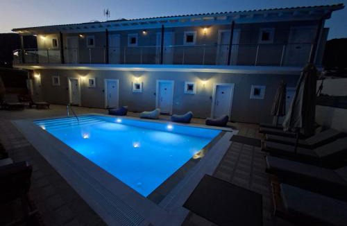 Ipsos Apartment | george studios 2