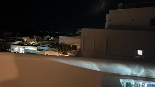 Megalochori Apartment | Casita Suites