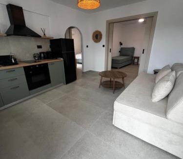 Kalo Chorio Apartment | Gioma Garden Villas