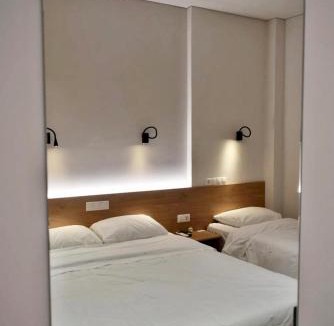 Livadi Hotel | Okeanis Hotel Tyros