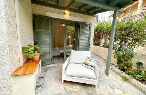 Agia Marina Apartment | Grandma's House
