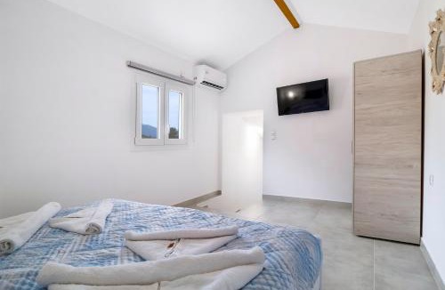 Spartochori Apartment | Scorpios View Meganisi