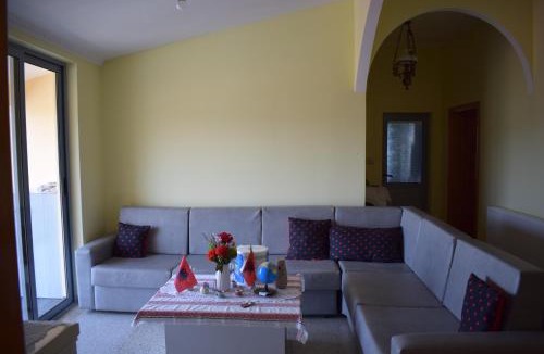 Sakës Bed & Breakfast | Ulza Lake Escape