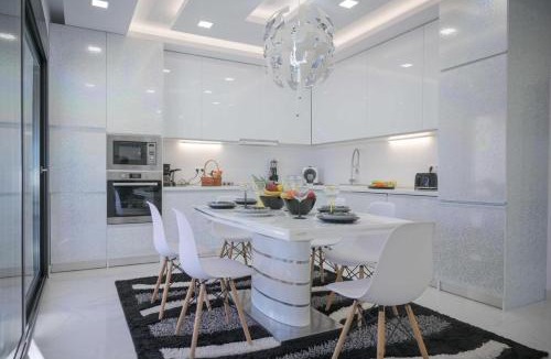 Notos Villa | Diamond Luxury Villa Corfu