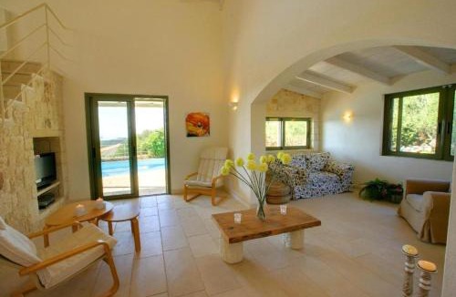 Karavados Villa | Villa Petalida Ideales Resort