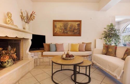 Alikanas Villa | Villa Chrysoula