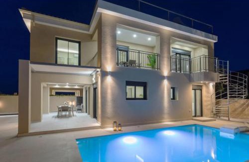 Alikanas Villa | Villa Zografia