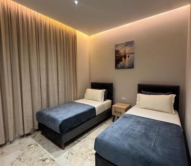 Mbrostar-Urë House | Alesia's Guesthouse