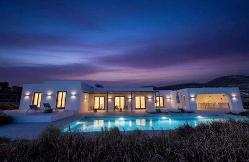 Paros Villa | Faragas Hill Euphoria Villa