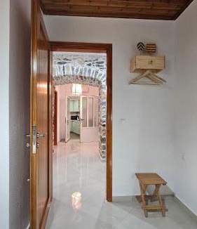Kymi-Aliveri House | Summerstone Cottage - Very high speed wifi - ideal for remote work
