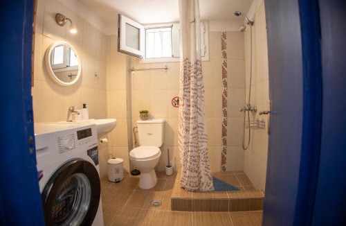 Agii Theodori Apartment | Blue Water Escape