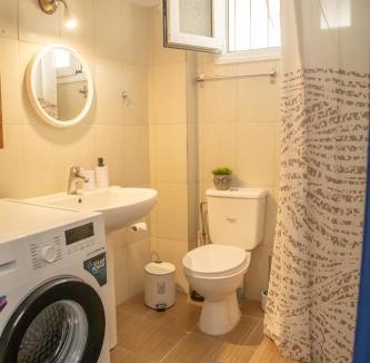 Agii Theodori Apartment | Blue Water Escape