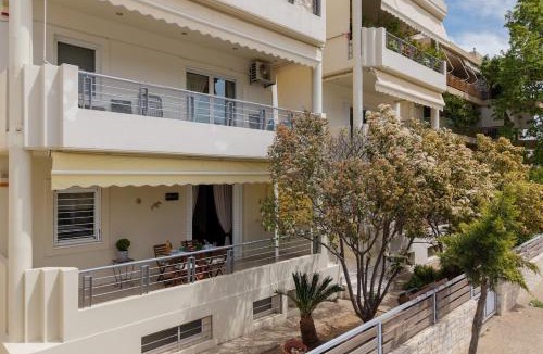 Markopoulon Apartment | Captain's Corner