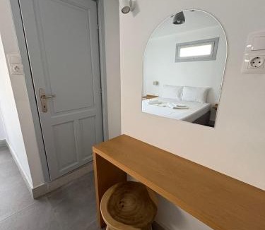 Loutro Hotel | Nikolas Rooms
