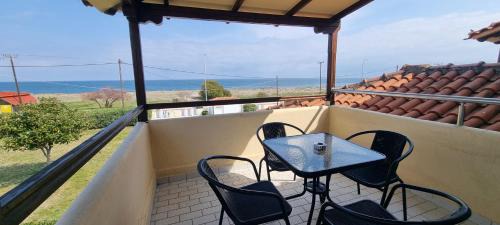 Agiokampos Apartment | 5 Suites Αγιόκαμπος Αγίας