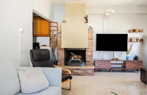 Kalyves Apartment | Kyma Haven Beachfront with Rooftop Jacuzzi