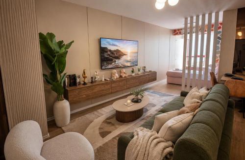 Durres Apartment | Big apartment central seaview