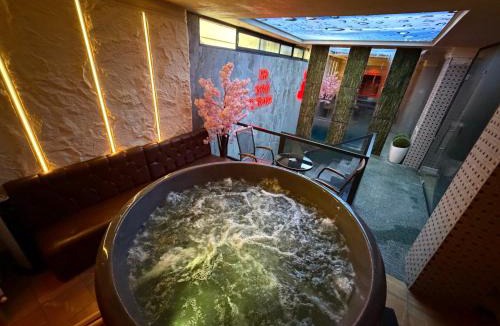Kolovicë Hotel | Hotel Sara & SPA