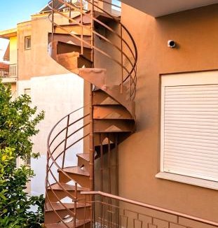 Patras Apartment | "Η Θάλασσα" Stylish Flat with Panoramic Roof Garden
