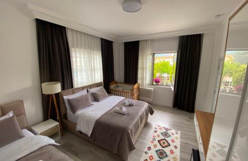 Corovode Apartment | Guest House Nuhellari 2