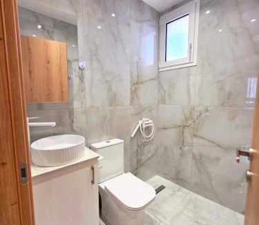Kardamena Apartment | Anthouli homes 3, steps from beach and centre