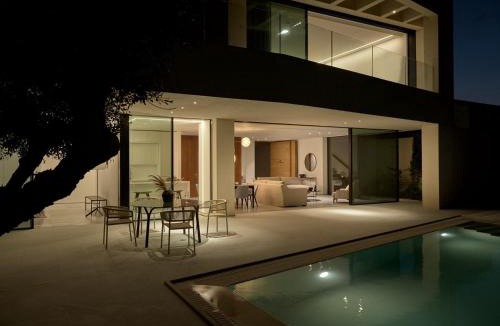 Tsilivi Villa | Stunning Zakynthos Luxury Villa 2 Bedrooms Villa Sissubo