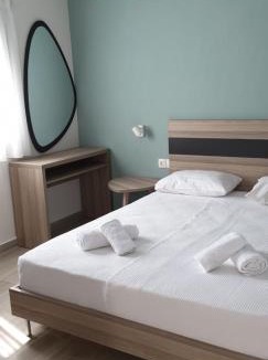Nea Rodha Apartment | Chriselia Studios