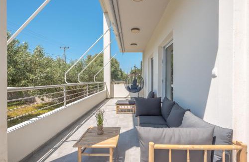 Palaia Fokaia Villa | Anavyssos Azure Luxury Villa By Greece Apartments