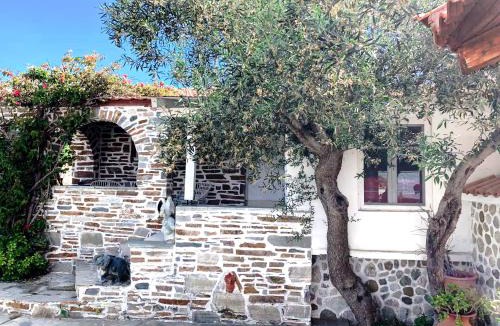 Karystos House | Seafront House, Private Beach, Sunset View, Diliso