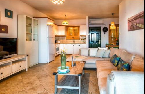 Lavreotiki Apartment | Aegean Verde Retreat