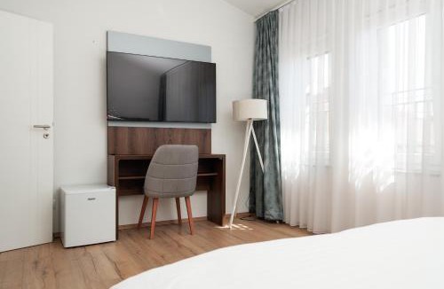 Mejë Hotel | Kulla e Sahatit - Boutique Hotel in Old Bazaar