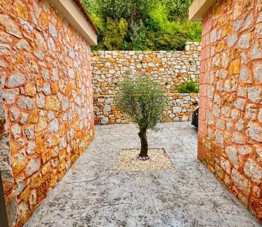 Spiliaria Villa | Villa FoRest luxury in nature with private pool