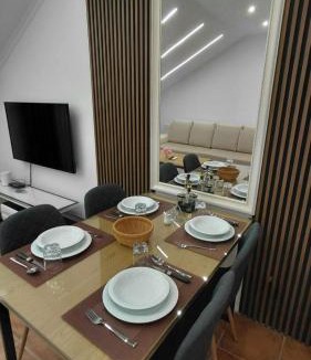 Shkoder Hotel | Vila Nela