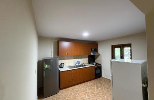 Mbrostar-Urë House | vacation house