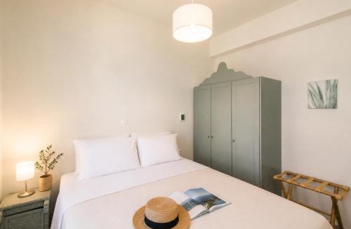 Exomvourgo Villa | ReGenesis Villas