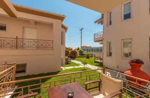 Chrisi Akti Apartment | Pleiades