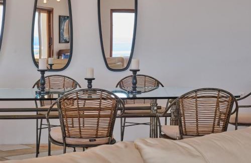 Marathon Villa | Villa Artisti Marathon