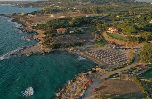 Katakolo House | Antonia's Olive Yard House - Happy Rentals