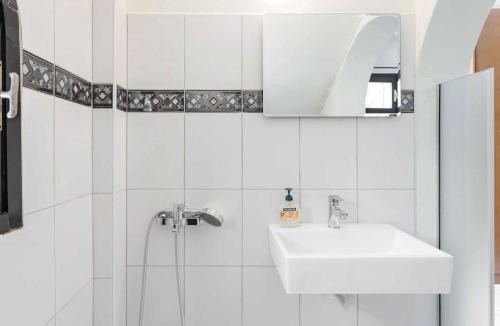 Skalani Villa | Luxe Villa Near Knossos Palace with Private Pool