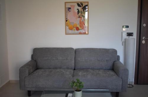 Agios Dimitrios Apartment | Kyomi Suites 1