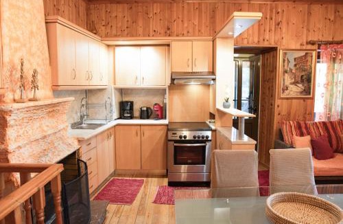 Dimitsana House | family home