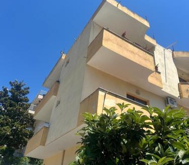 Shkembi i Kavajes Apartment | Family Villa with view