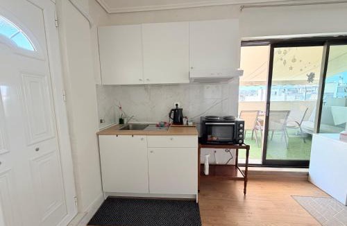 Palaio Faliro Apartment | Top floor apartment